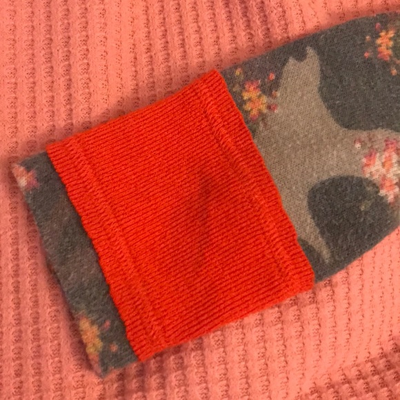 Free People Lovin Leopard Pink Thermal - Picture 6 of 8